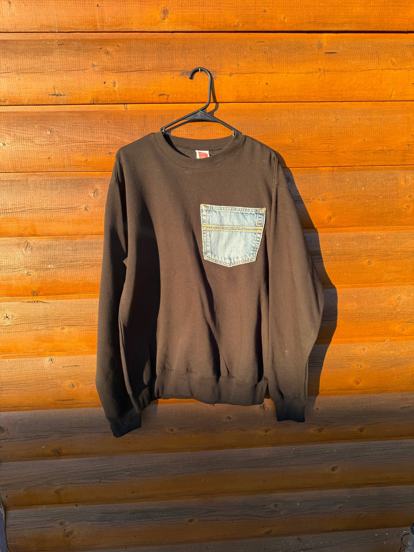 Black Cinch Crewneck Medium