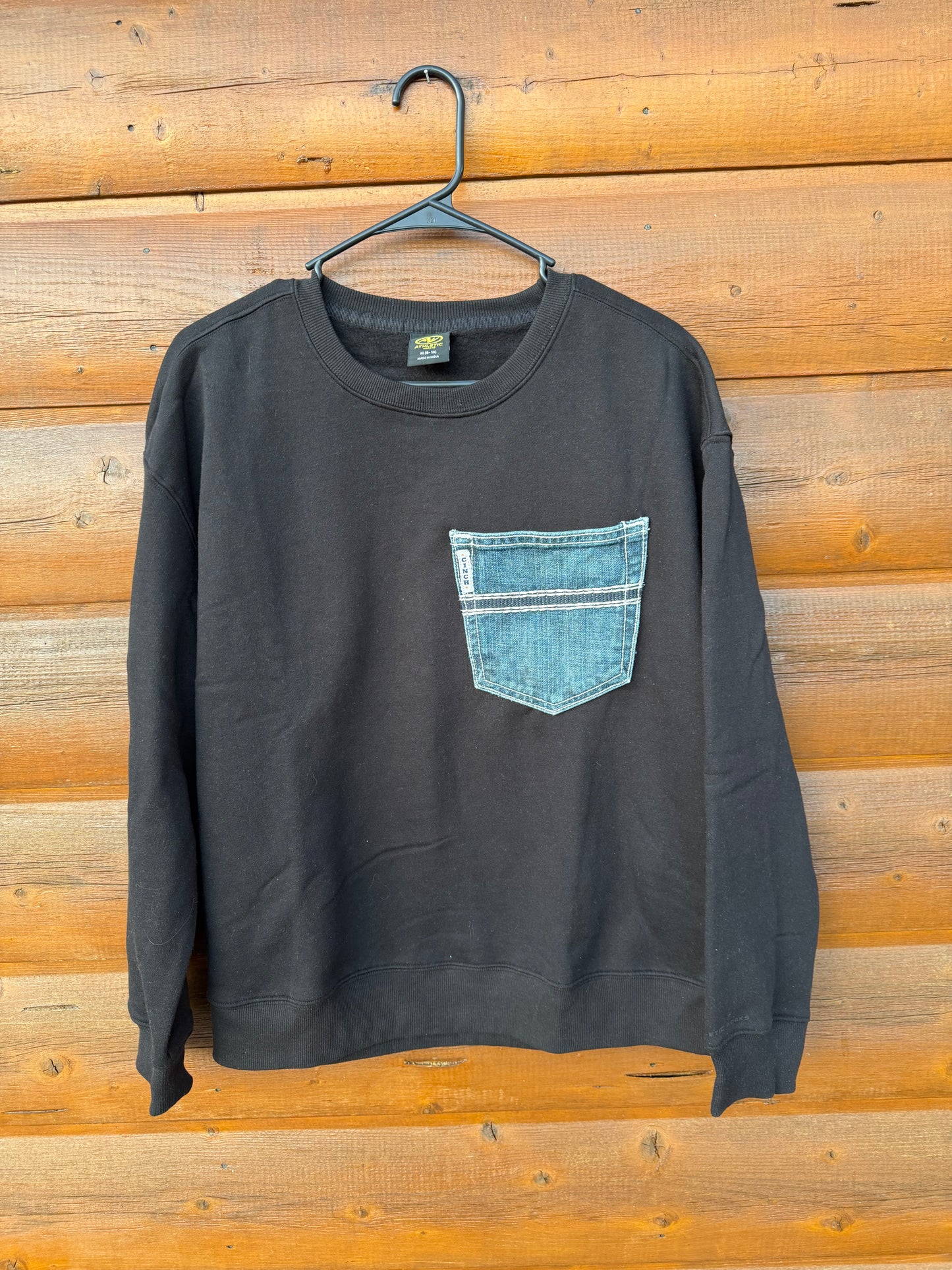 Black Cinch Crewneck Medium